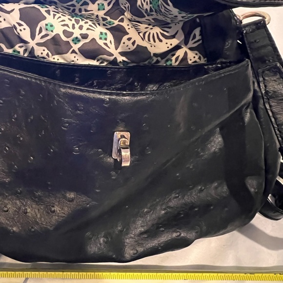 Marc Jacob’s Black Crossbody (Medium) Pebbled/Ostrich print leather ! - Picture 3 of 4